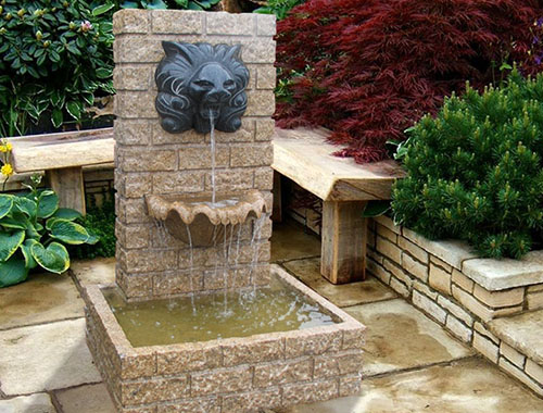 фонтан для маленького двора